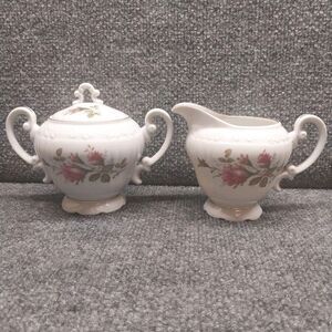 Vintage Royal Rose Fine China Japan Creamer & Sugar Bowl Set Pink Roses